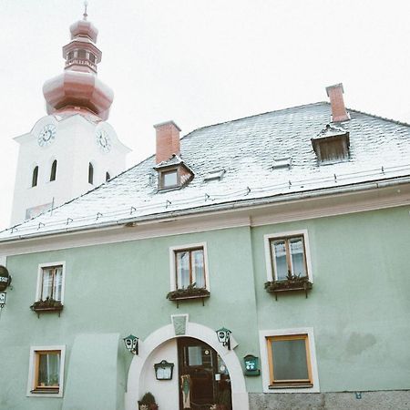 Gasthof Zum Gruenen Specht Oberzeiring Exterior photo