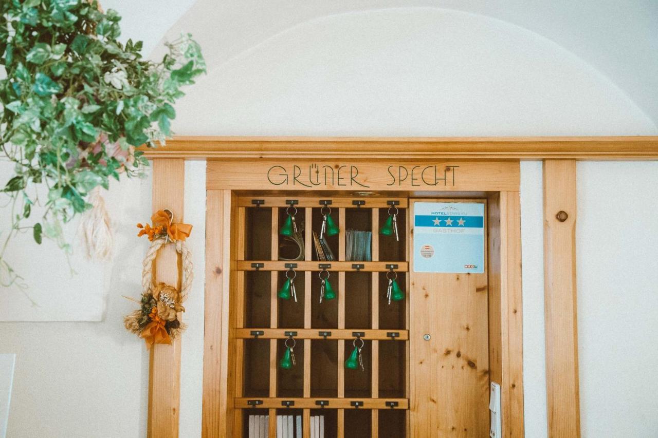 Gasthof Zum Gruenen Specht Oberzeiring Exterior photo